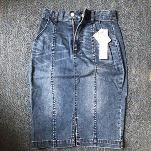 Pencil denim skirt made in Japan